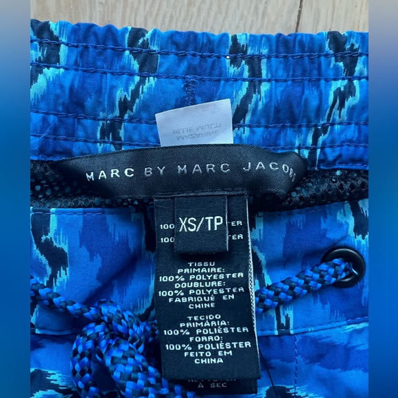 NWT Marc by Marc Jacob. Men size XS swim trucks. - Picture 2 of 6